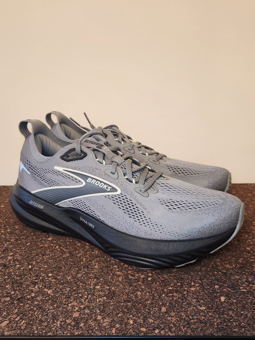 Brooks Glycerin 22 Running Shoes Mens Size 10 - Picture 2 of 8